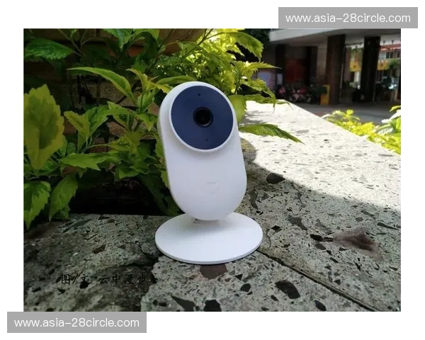 迪恩解释薅头发未判罚 摄像机角度看不清就是没发生 迪恩解释薅头发未判罚 摄像机角度看不清就是没发生